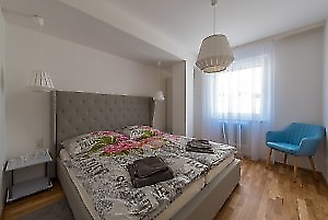 1. Schlafzimmer Doppelbett [telnr]x[telnr]