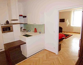 schöner moderner Küchenbereich schöner moderner Küchenbereich